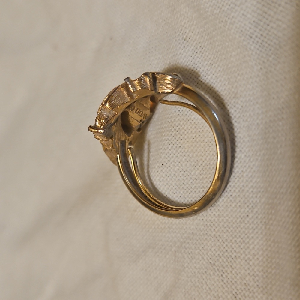 Avon Gold Ring with Faux Opal and Leaf Motif - Picture 4 of 4